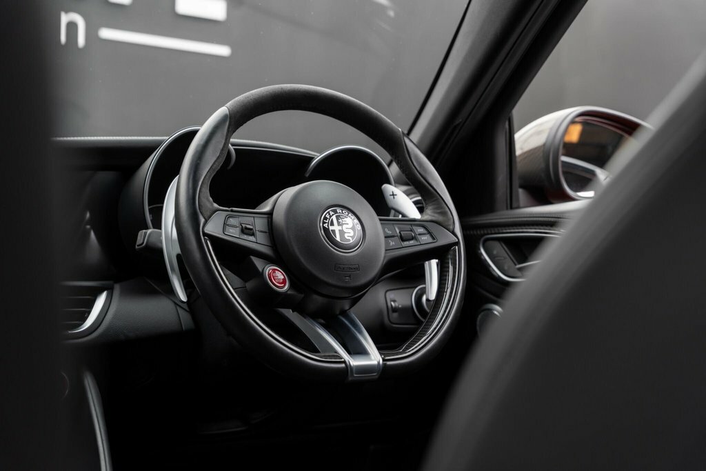 Alfa Romeo Giulia 2.0T Veloce Euro 6 Ss #38
