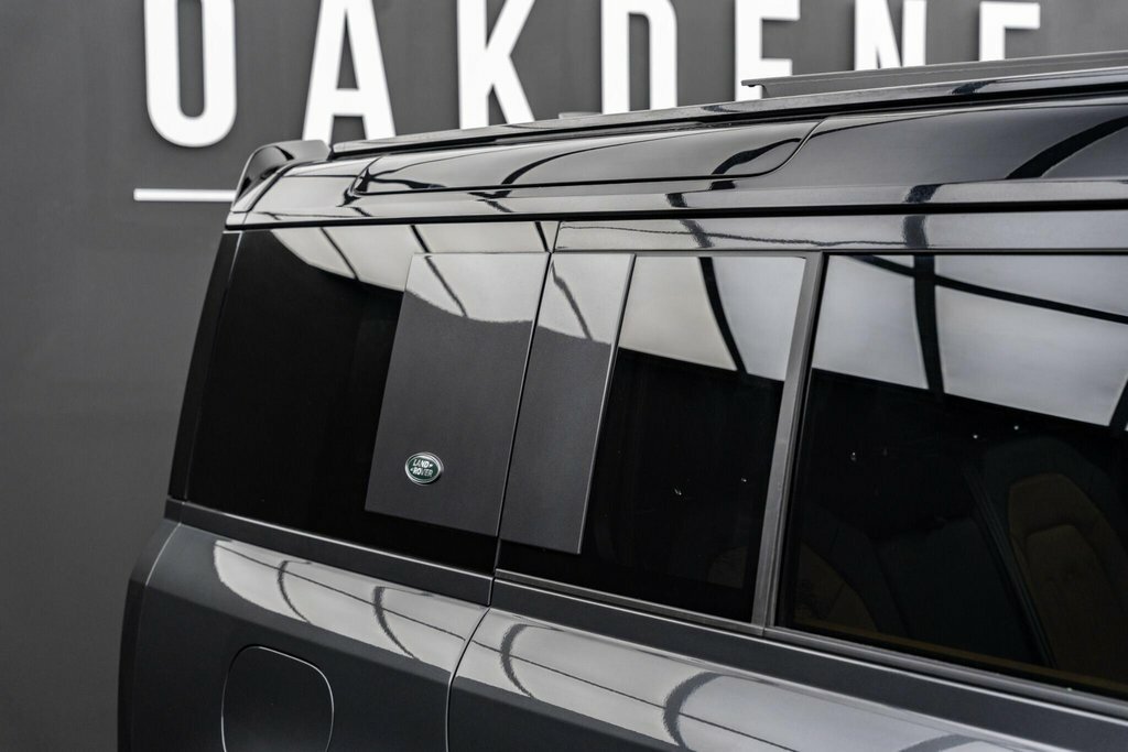 Land Rover Defender 110 Defender X-dynamic S Phev Grey #42