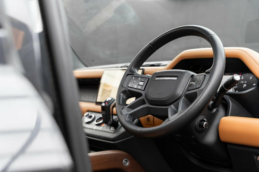 Land Rover Defender 110 Defender X-dynamic S Phev Grey #49