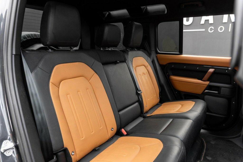 Land Rover Defender 110 Defender X-dynamic S Phev Grey #14
