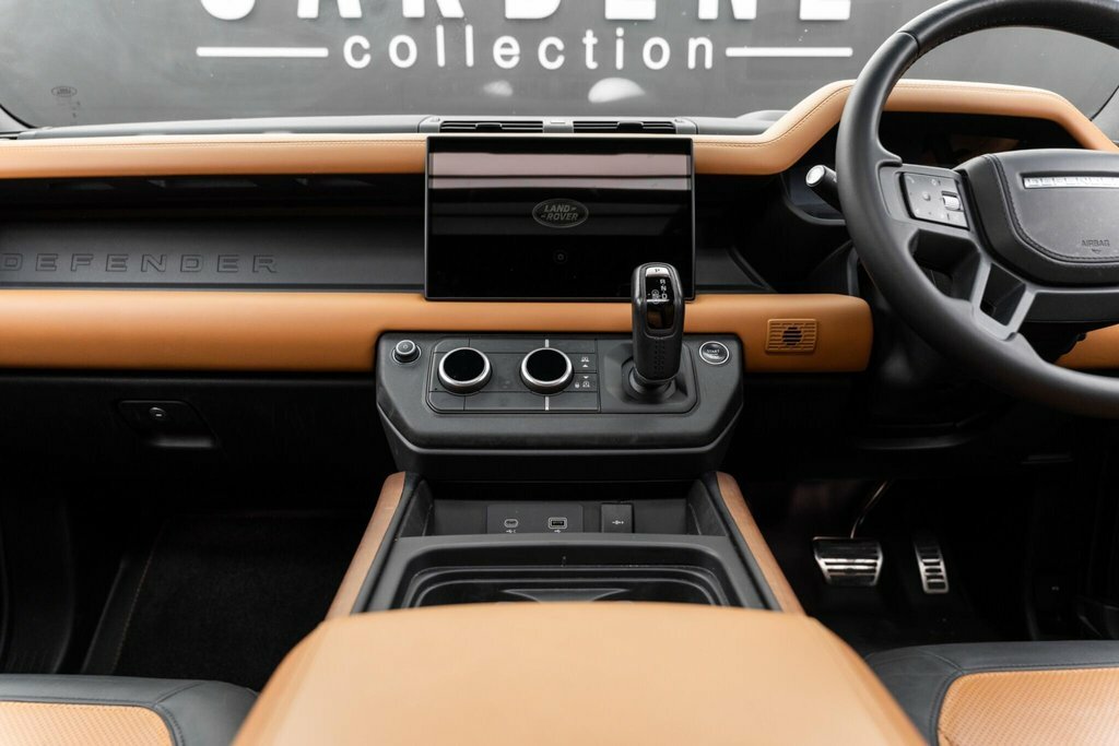 Land Rover Defender 110 Defender X-dynamic S Phev Grey #28