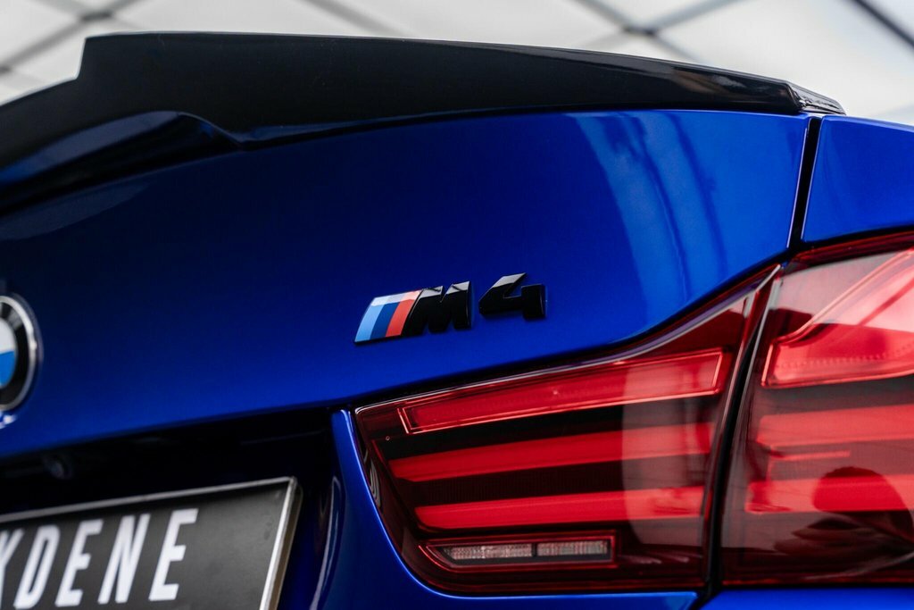 BMW M4 M4 Coupe Competition Package White #43