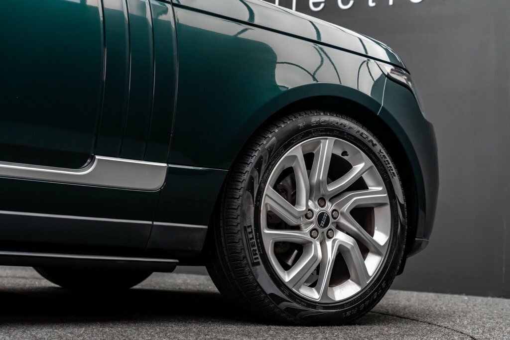 Land Rover Range Rover 3.0 Tdv6 Vogue Black #36
