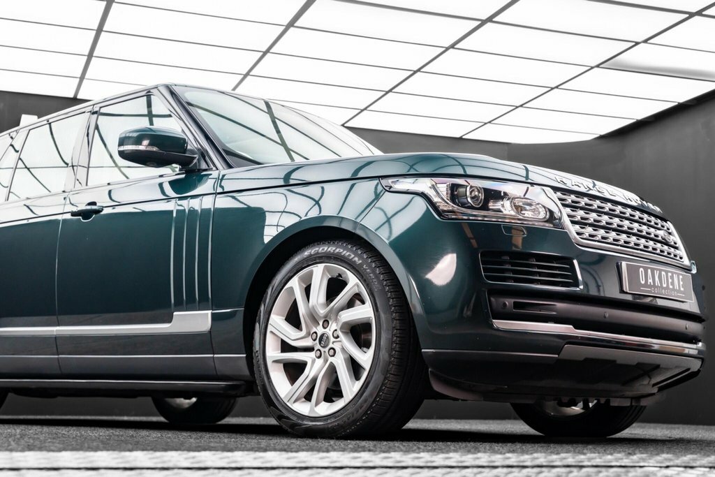 Land Rover Range Rover 3.0 Tdv6 Vogue Black #17