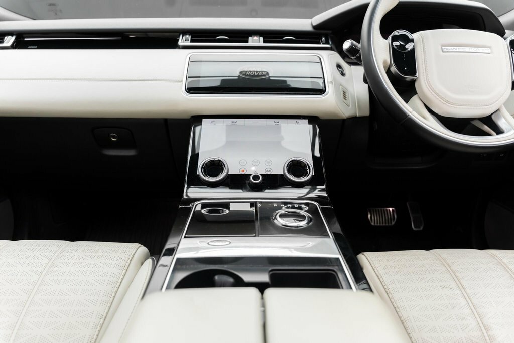 Land Rover Range Rover Velar 3L R-dynamic Hse Black #44