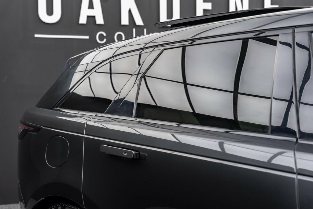 Land Rover Range Rover Velar 3L R-dynamic Hse Black #31