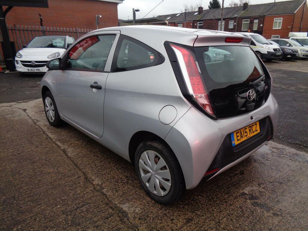 Toyota Aygo 1.0 Vvt-i X Euro 5 Euro 5 Silver #3
