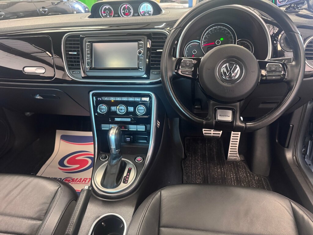 Volkswagen Beetle 1.2 Tsi Black #11