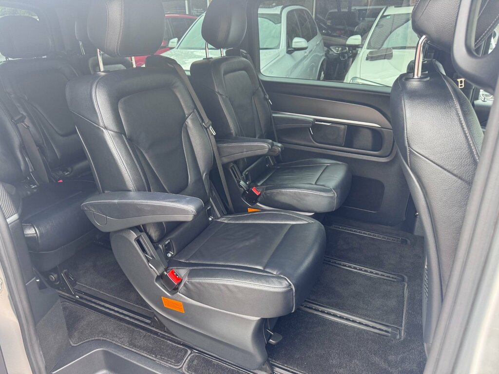 Mercedes-Benz V Class Sport Black #7
