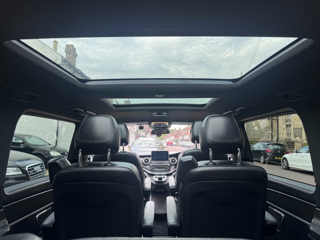 Mercedes-Benz V Class Sport Black #19