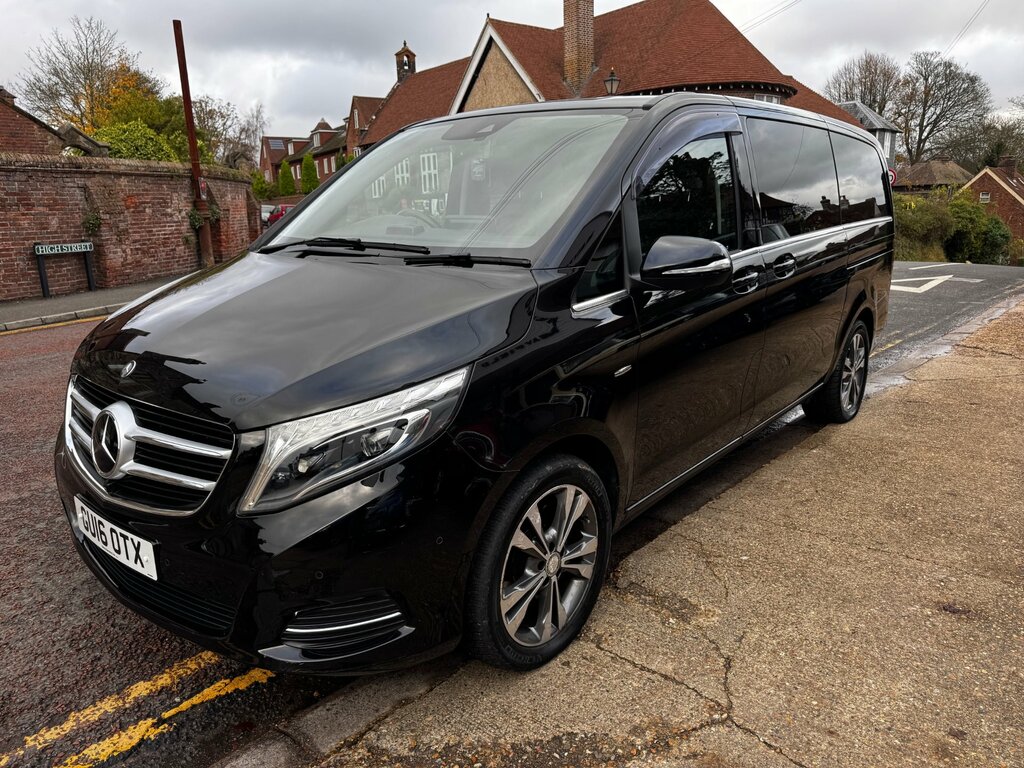 Mercedes-Benz V Class 2.2 V220d Amg Line Mpv G-tronic Euro 6 Black #4