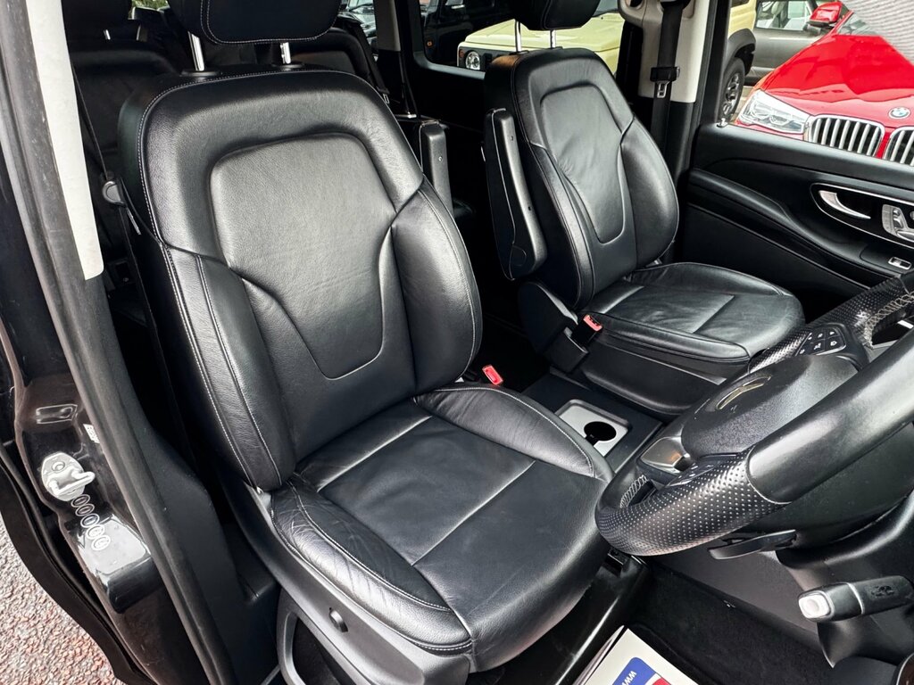 Mercedes-Benz V Class 2.2 V220d Amg Line Mpv G-tronic Euro 6 Black #2
