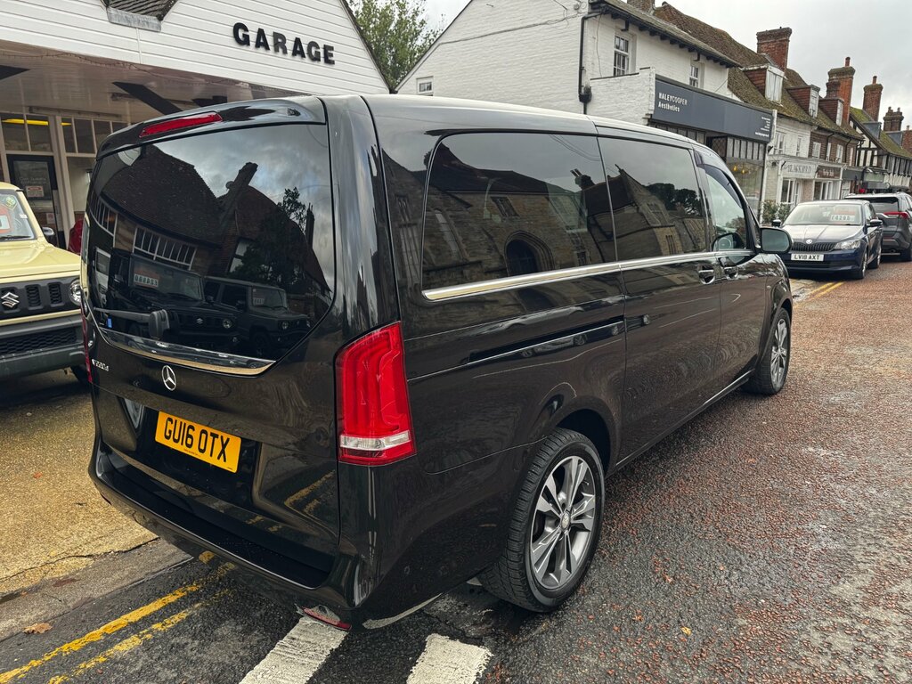 Mercedes-Benz V Class 2.2 V220d Amg Line Mpv G-tronic Euro 6 Black #5