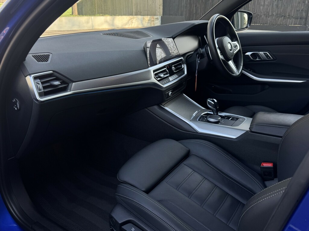 BMW 3 Series Saloon 2.0 330E M Sport Saloon 202020 OV20KNU Blue #3