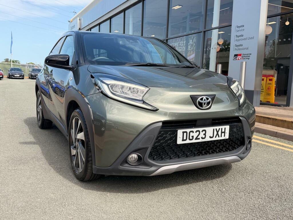 Toyota Aygo X 1.0 Vvt-i Exclusive DG23JXH Green #4