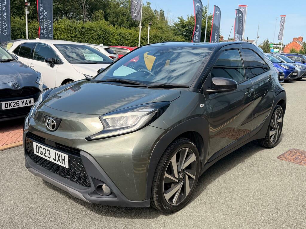 Toyota Aygo X 1.0 Vvt-i Exclusive DG23JXH Green #2
