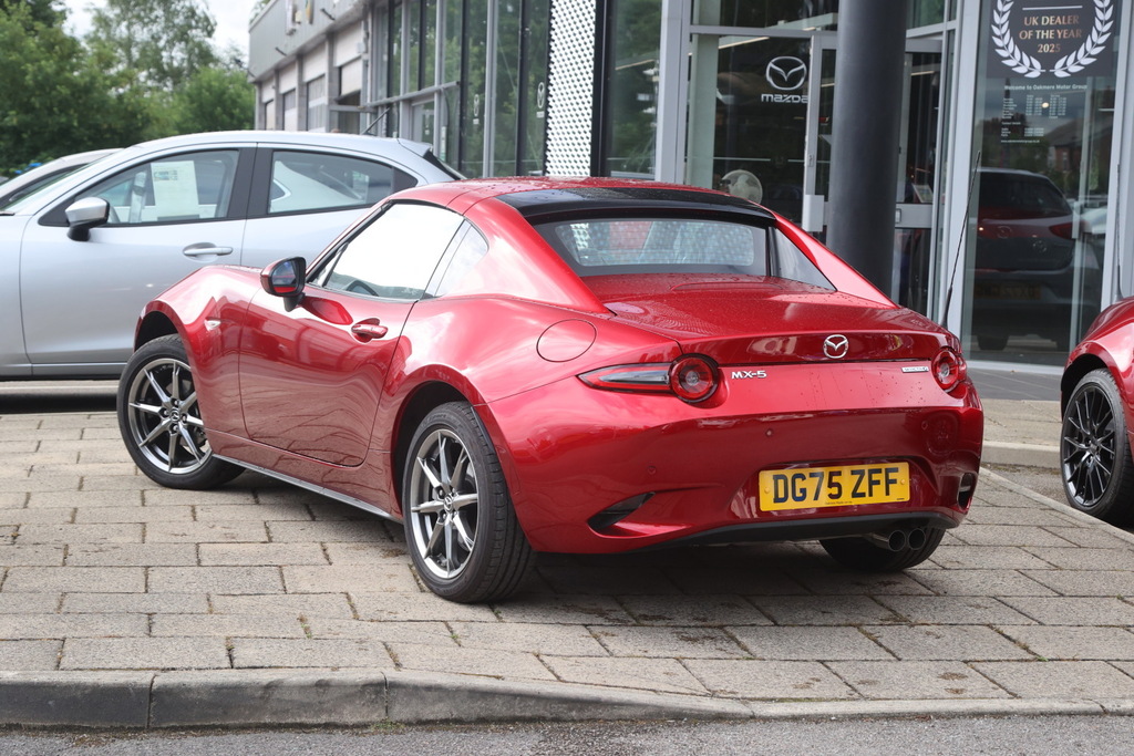 Mazda MX-5 1.5 132 Exclusive-line Red #3