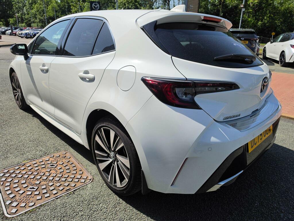 Toyota Corolla 1.8 Hybrid Design Cvt DC75OOW White #6