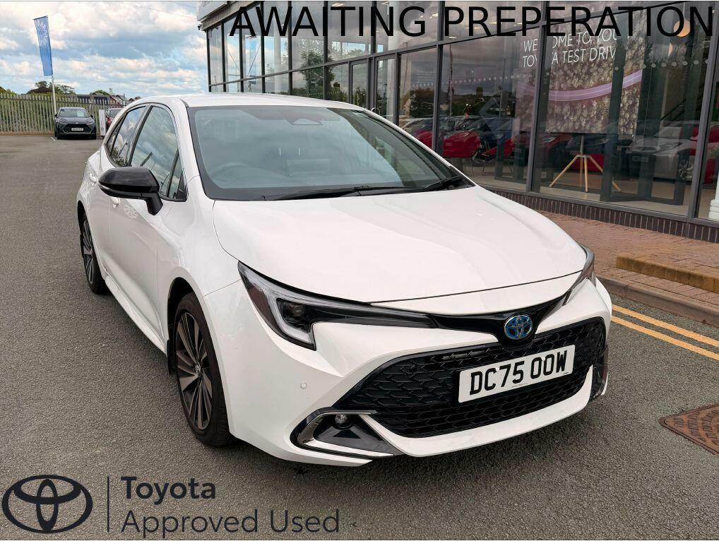 Toyota Corolla 1.8 Hybrid Design Cvt White