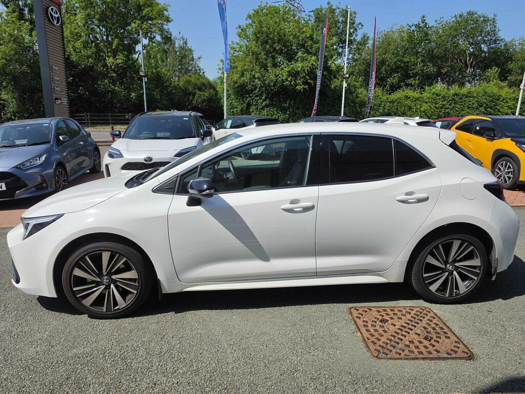 Toyota Corolla 1.8 Hybrid Design Cvt DC75OOW White #6