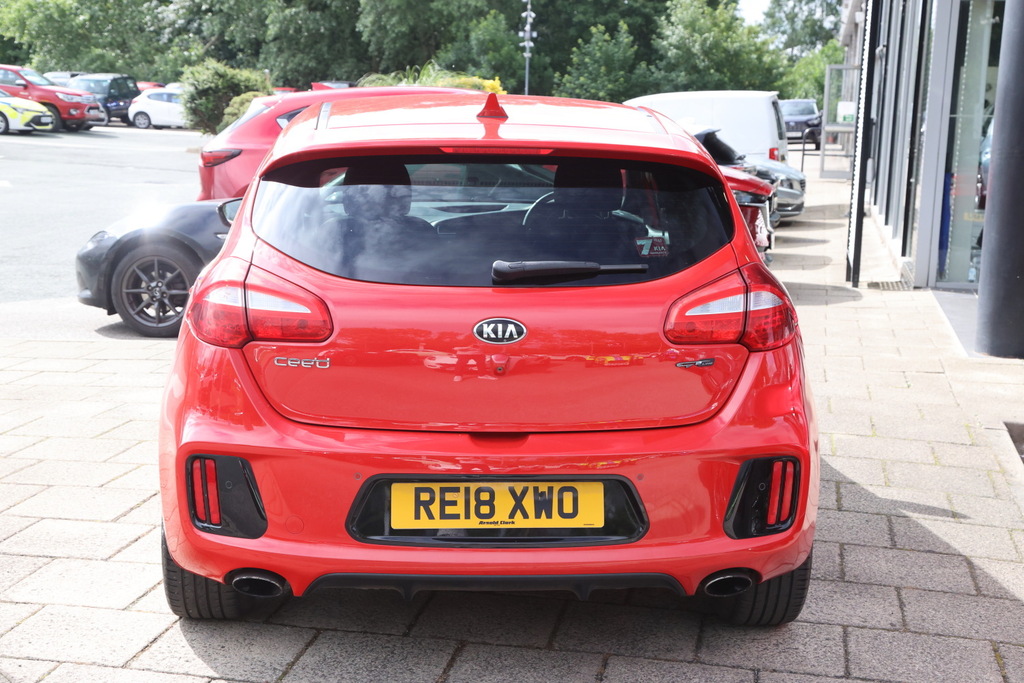Kia Ceed 1.0T Gdi Isg Gt-line Red #4