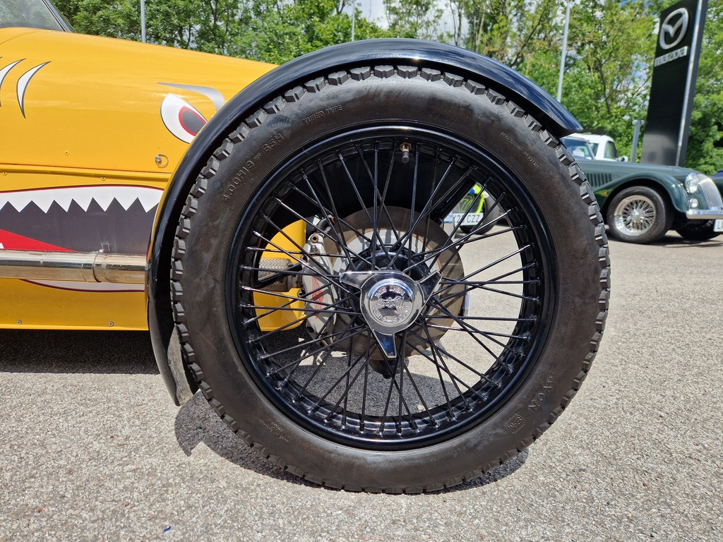 Morgan 3 Wheeler 2.0 V-twin Sport Yellow #6