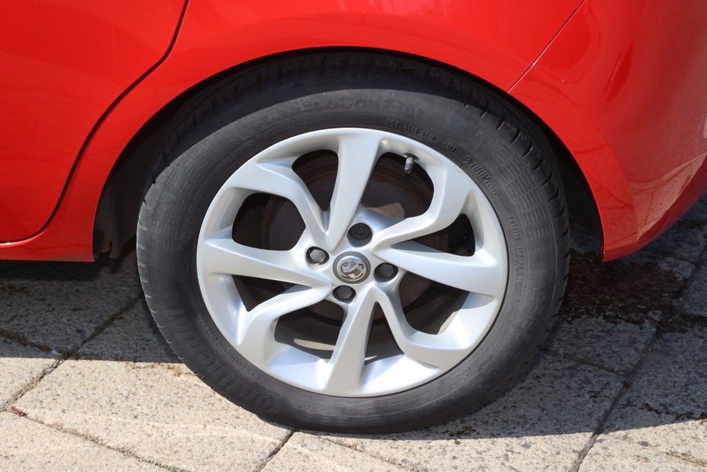 Vauxhall Corsa 1.4 75 Ecoflex Energy Ac Red #5