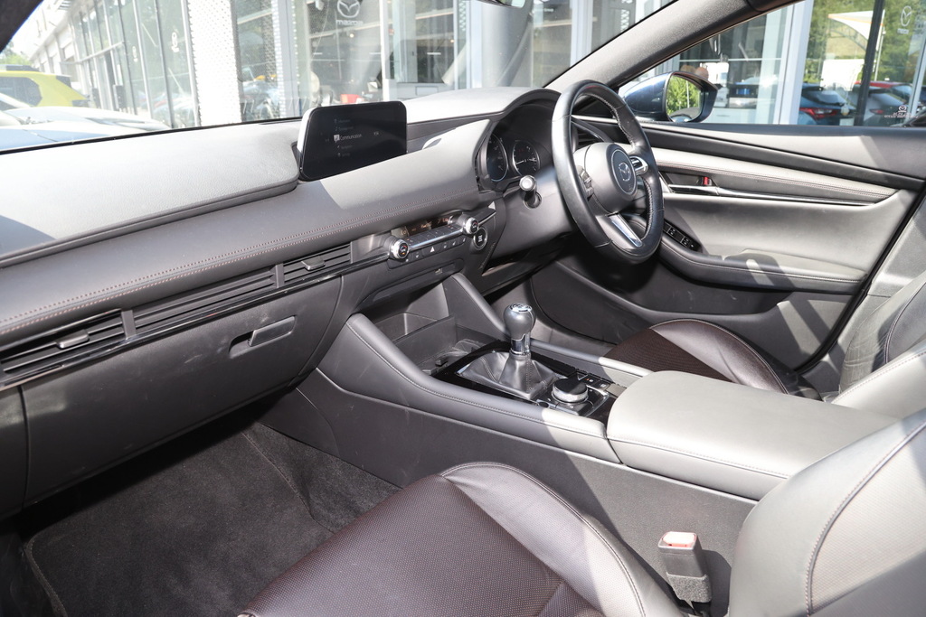 Mazda 3 2.0 E-skyactiv G Mhev Gt Sport Blue #2