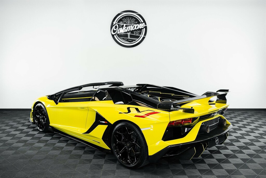 Lamborghini Aventador Convertible Yellow #3