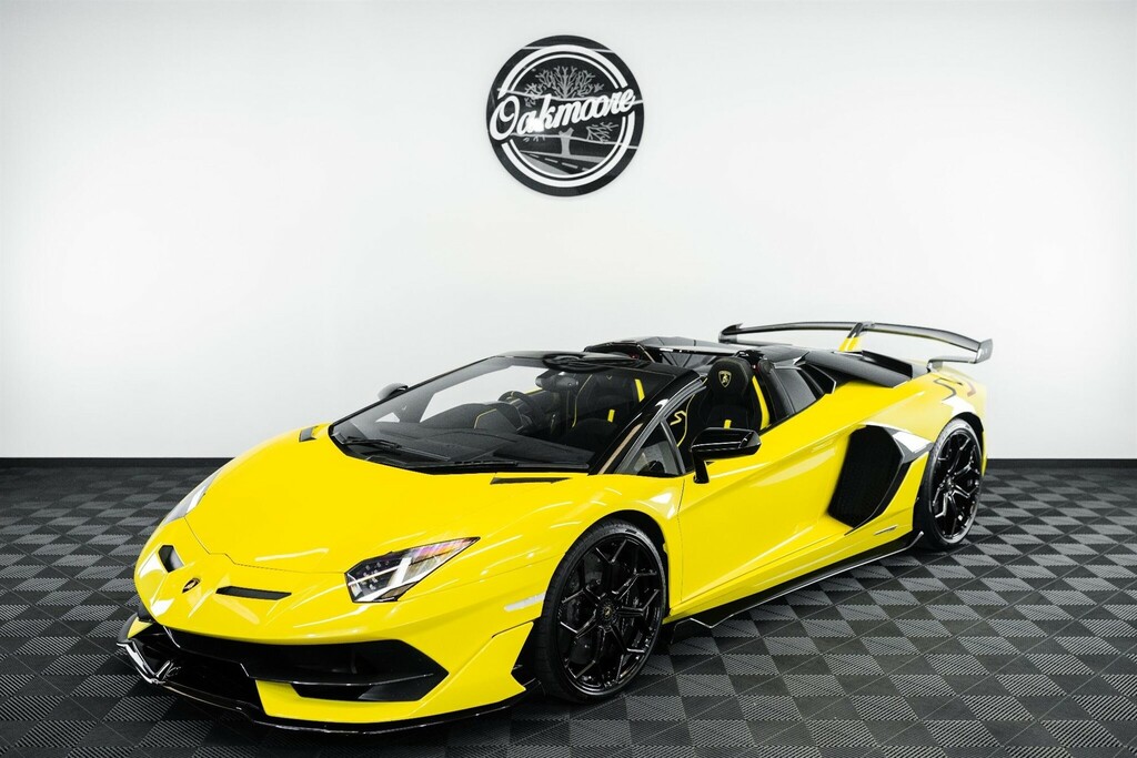 Lamborghini Aventador Convertible Yellow #2
