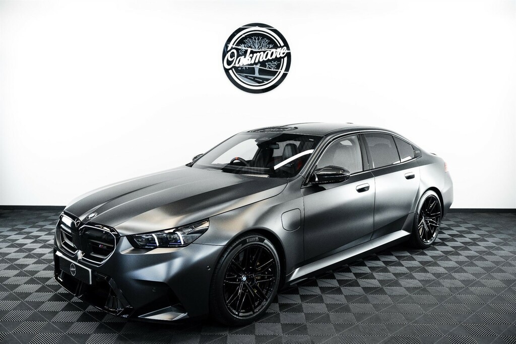 BMW M5 Saloon Grey #2
