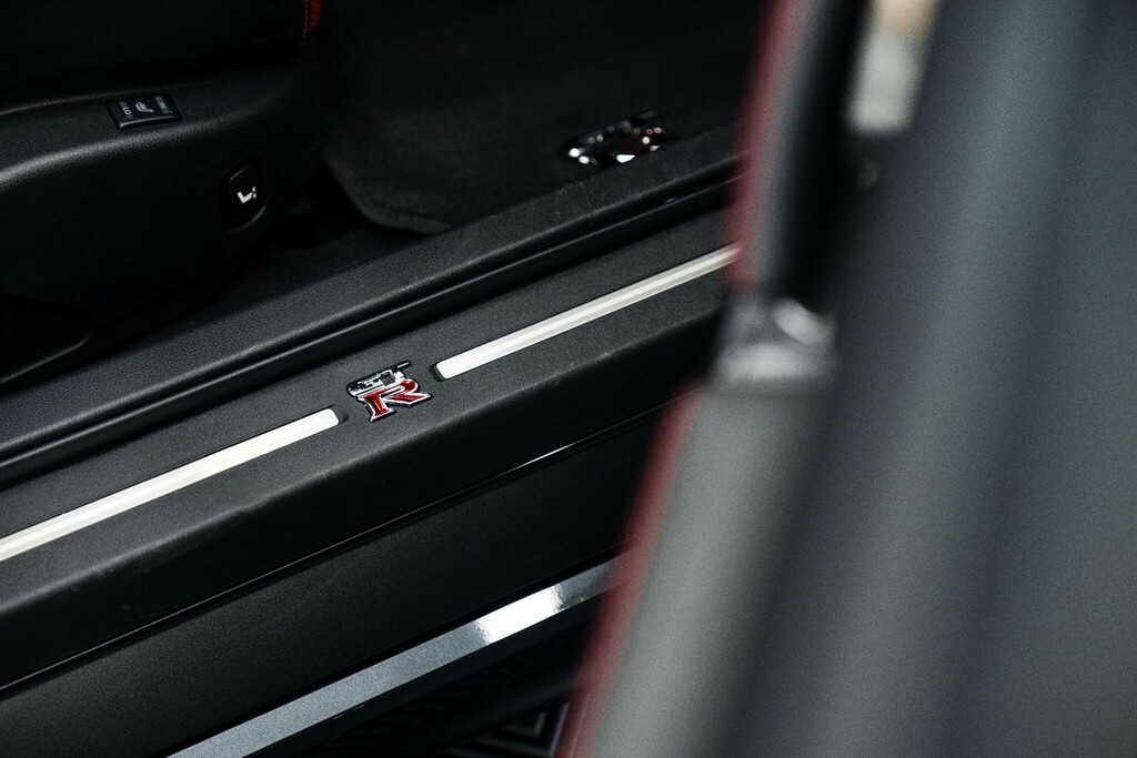 Nissan GT-R  Black #26