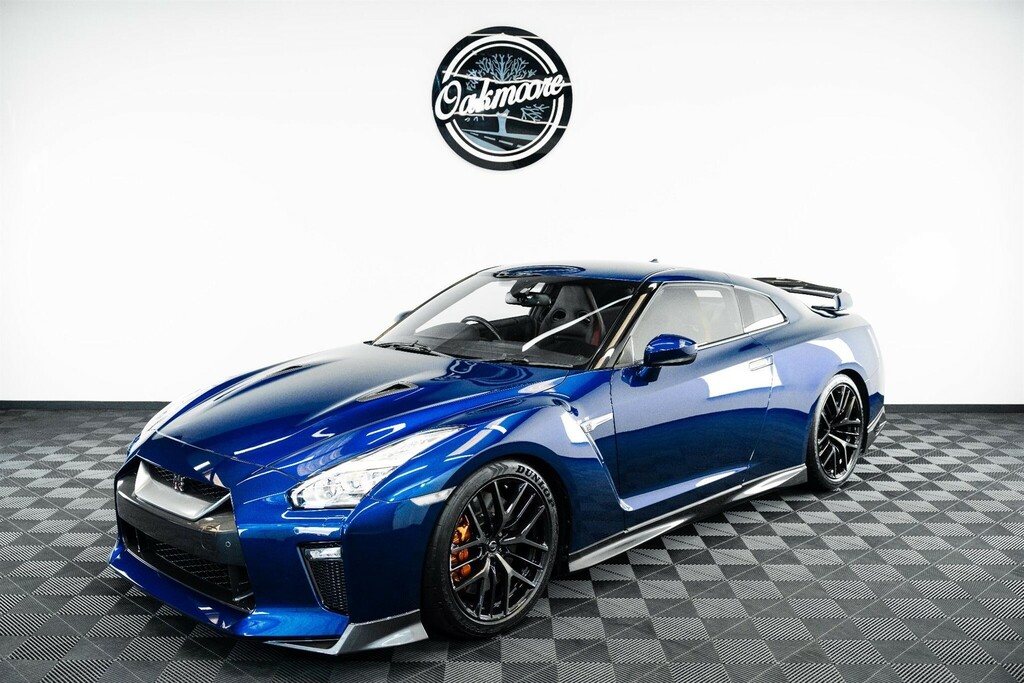 Nissan GT-R Coupe Blue #2