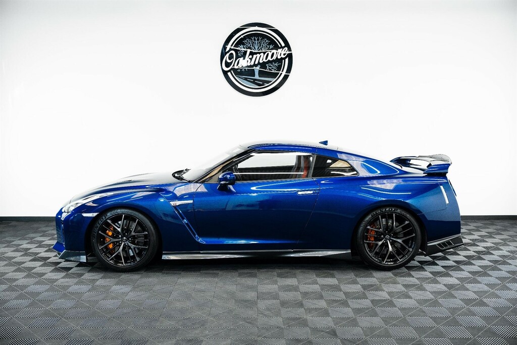 Nissan GT-R  Black #10