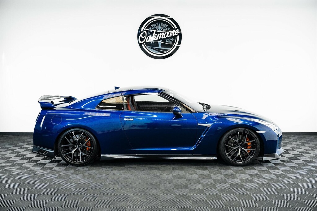 Nissan GT-R  Black #13
