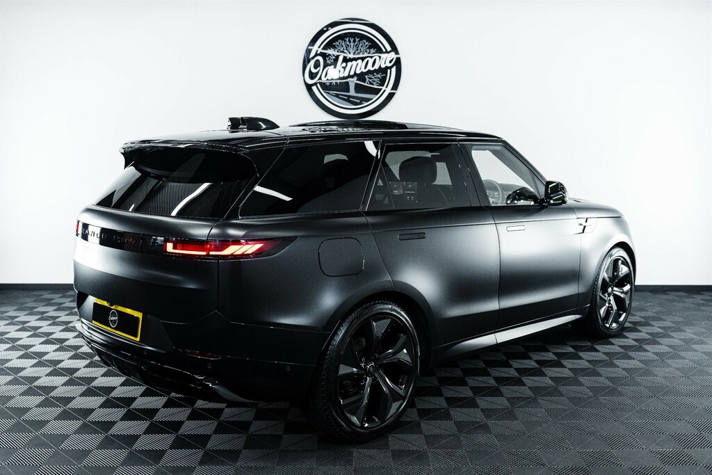 Land Rover Range Rover Sport Suv Black #4