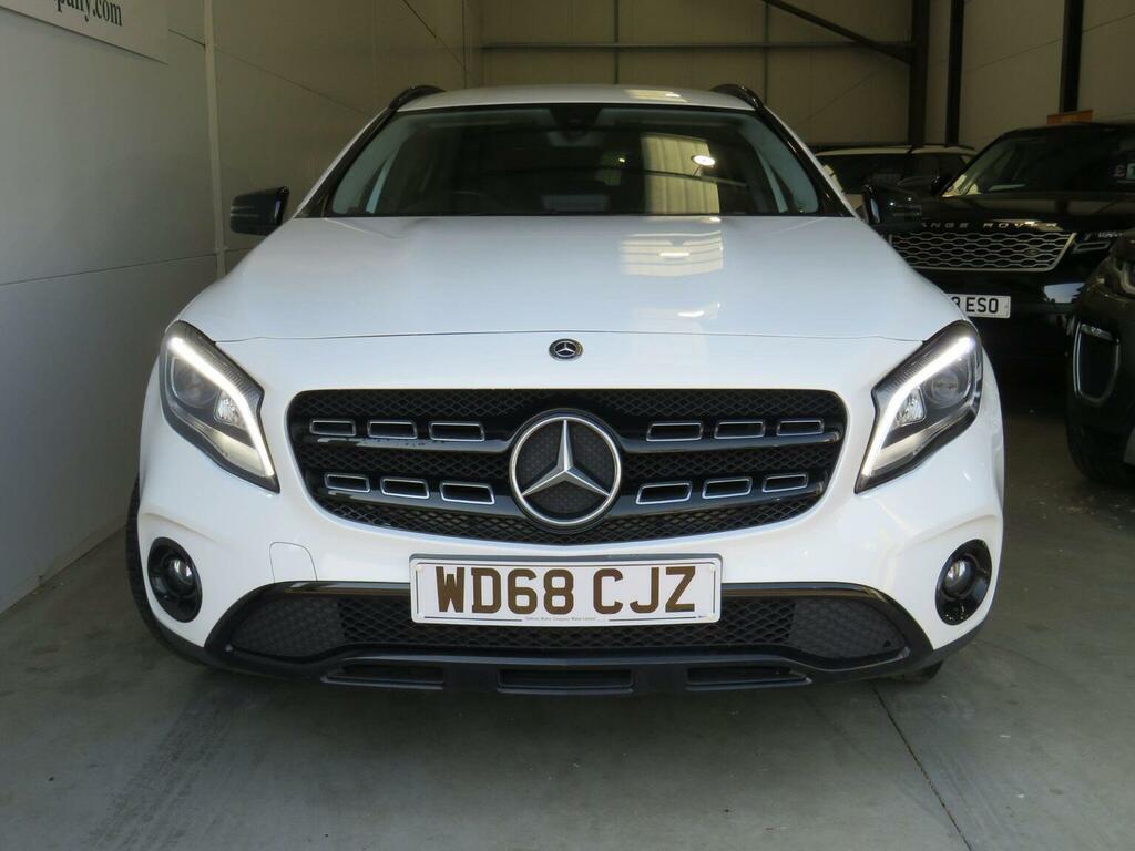 Mercedes-Benz GLA Class 1.6 Gla180 Urban Edition 7G-dct Euro 6 Ss White #2