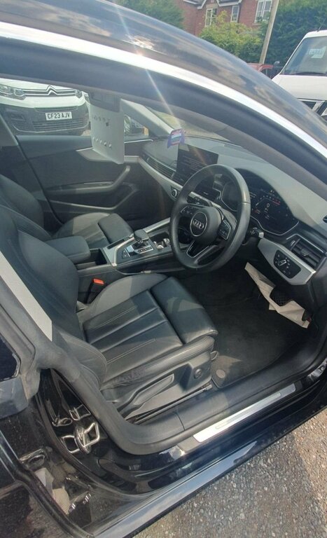 Audi A5 2L Sport HJ73ODG Black #3