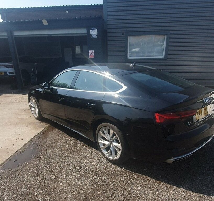 Audi A5 2L Sport HJ73ODG Black #5