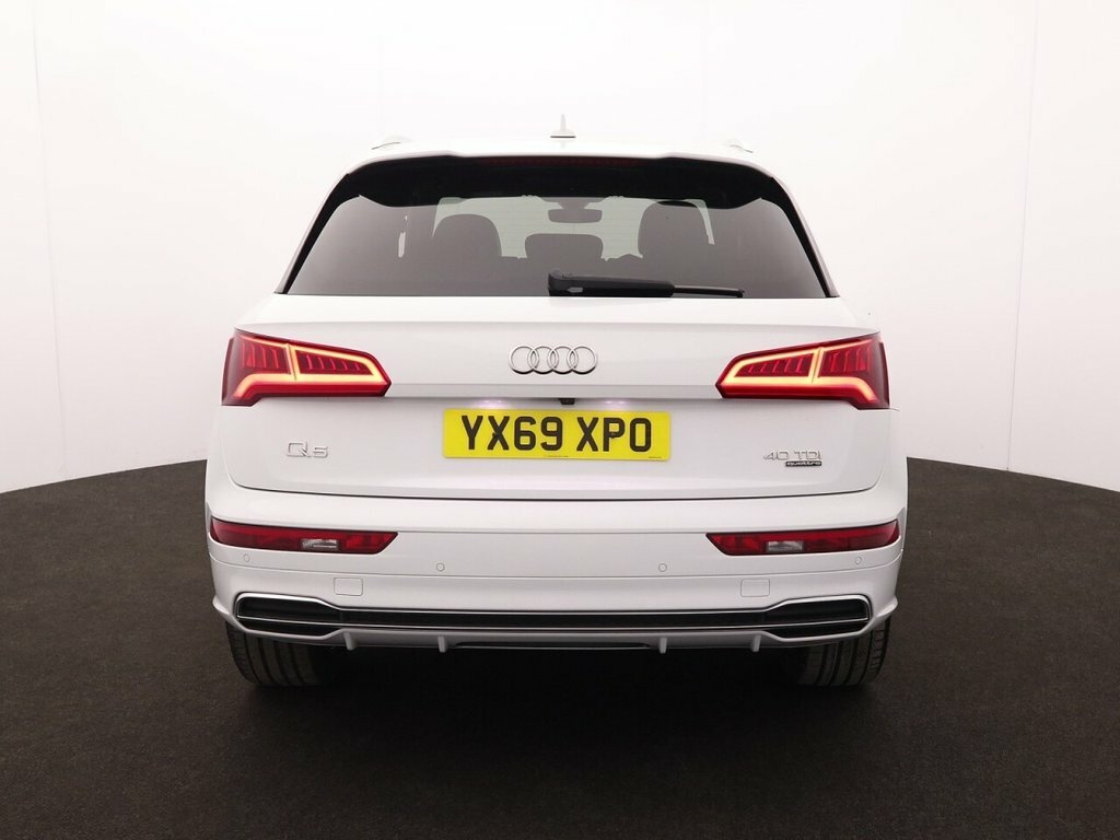 Audi Q5 2L S Line YX69XPO White #6