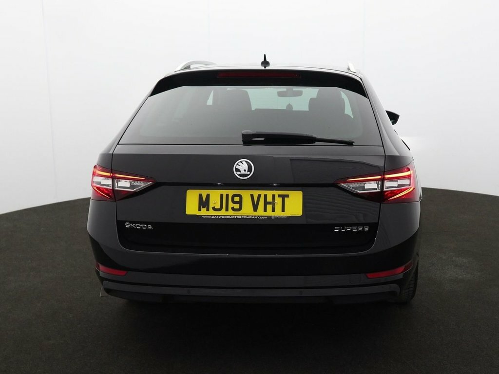 Skoda Superb 2L Se L Executive MJ19VHT Black #6