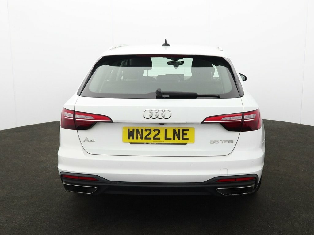 Audi A4 Avant 2L Technik White #6