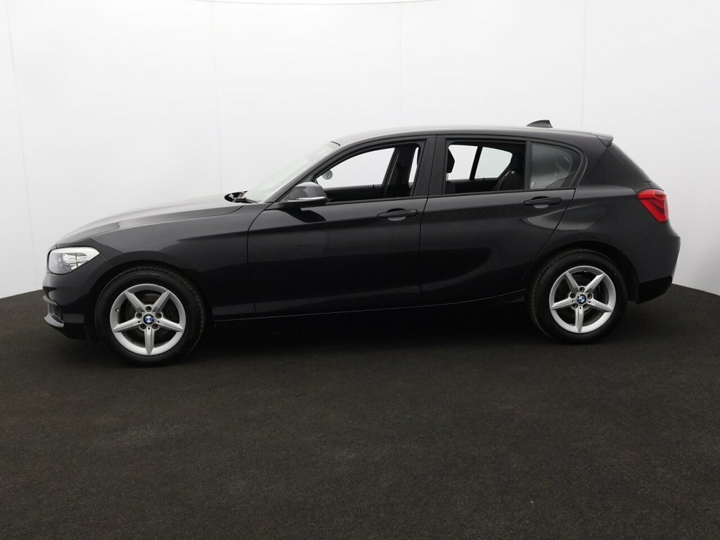 BMW 1 Series 2L Se Black #4