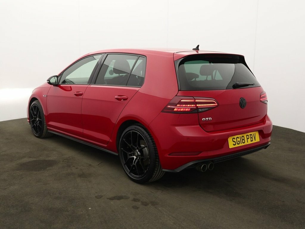 Volkswagen Golf 2L Gtd SG18PBV Red #5