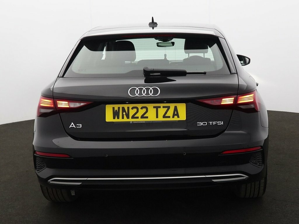 Audi A3 1L Sport WN22TZA Black #6