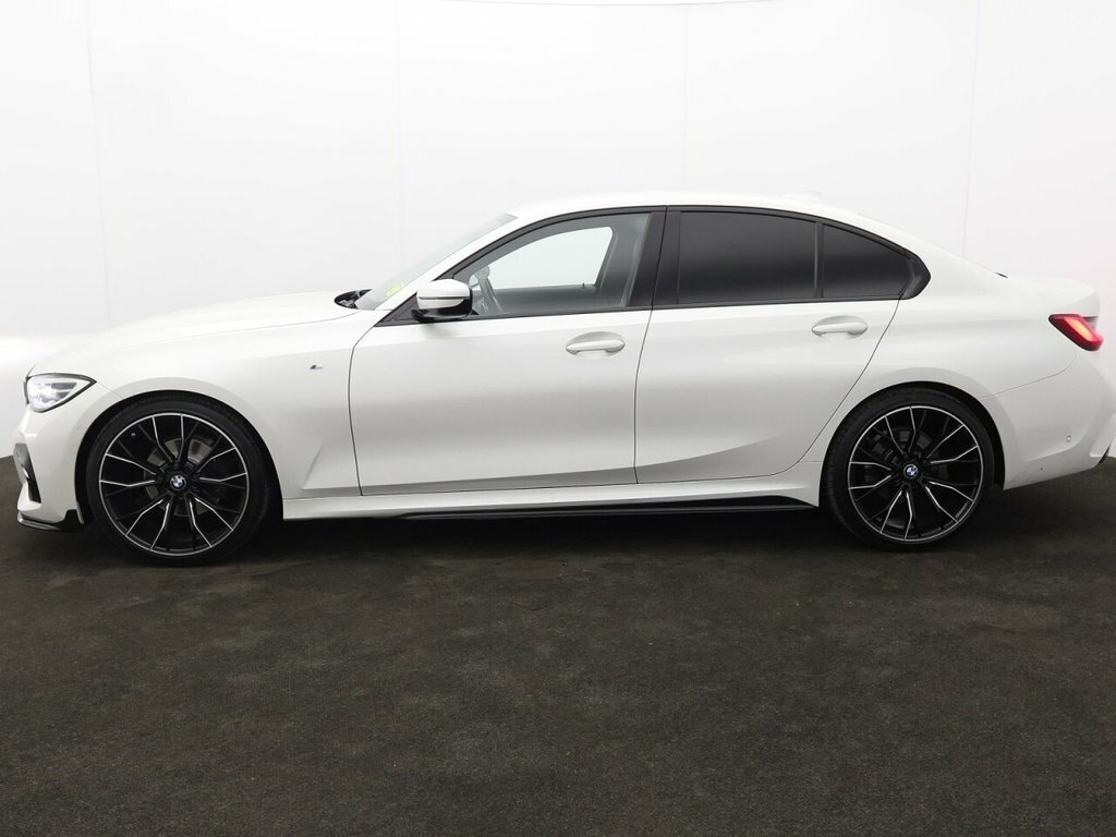 BMW 3 Series 2L M Sport GU70SNZ White #4