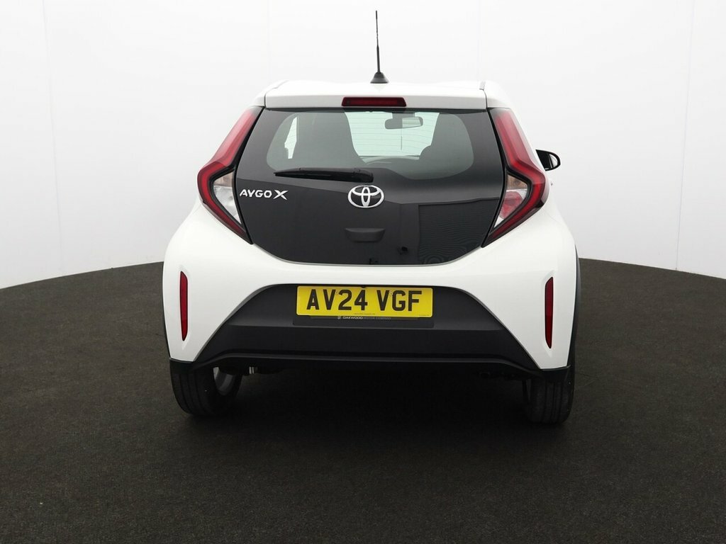 Toyota Aygo X 1L Pure AV24VGF White #6