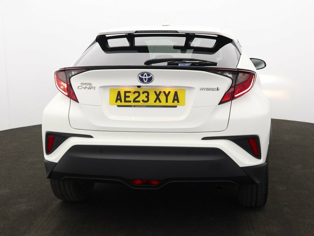Toyota C-Hr 1.8L Design AE23XYA White #6