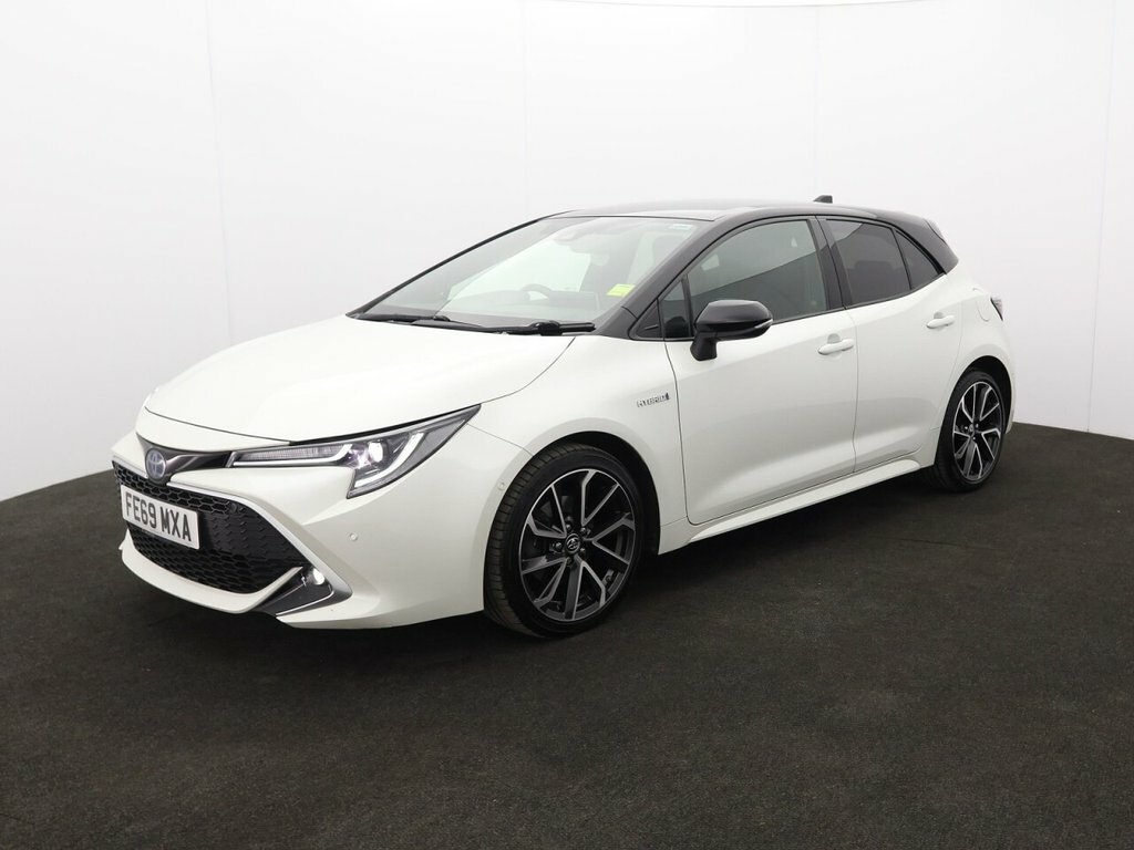 Toyota Corolla 2L Excel FE69MXA White #3