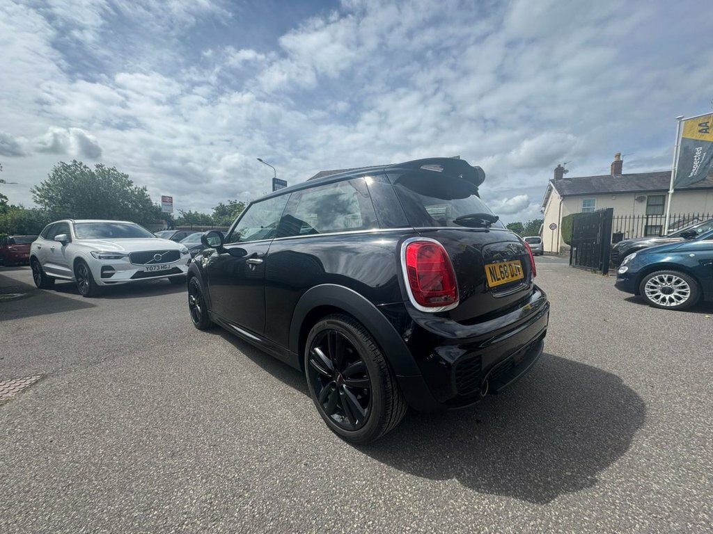 Mini Hatch 1.5L Cooper NL68DJV Black #3